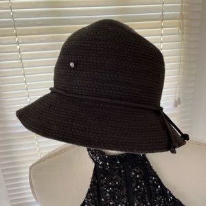 Vintage Liz Claiborne Villager Black Cotton Blend Sun Floppy hat With Pearl Pin